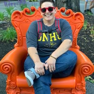 Meet your Posher, Helena